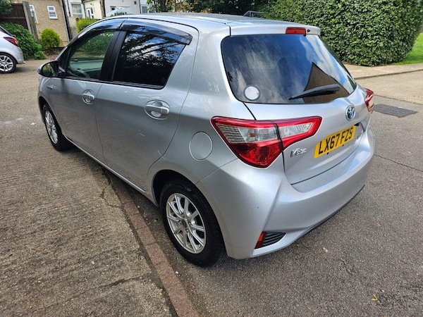 Used Toyota Yaris 2018 for sale - 75426639: Photo 31