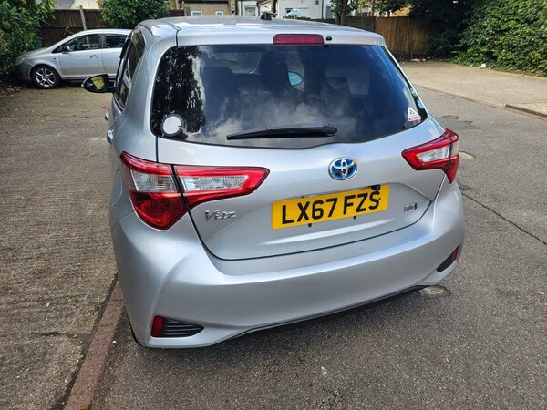 Used Toyota Yaris 2018 for sale - 75426639: Photo 43