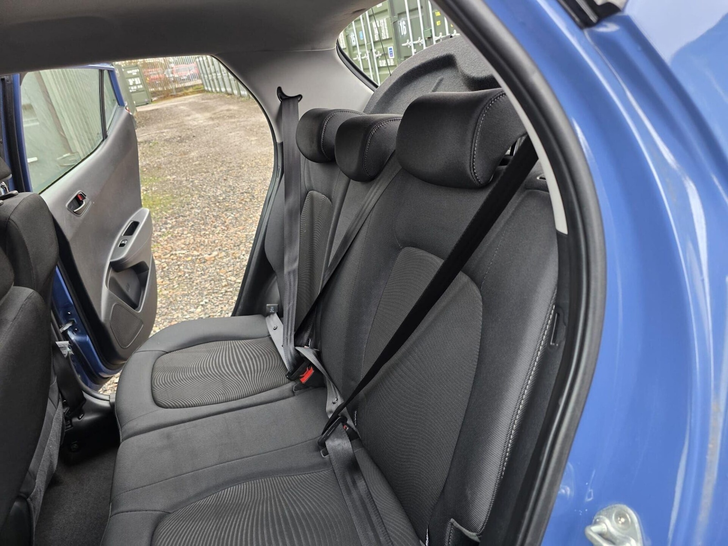 Used Hyundai i10 2018 for sale - 77319386: Photo 24