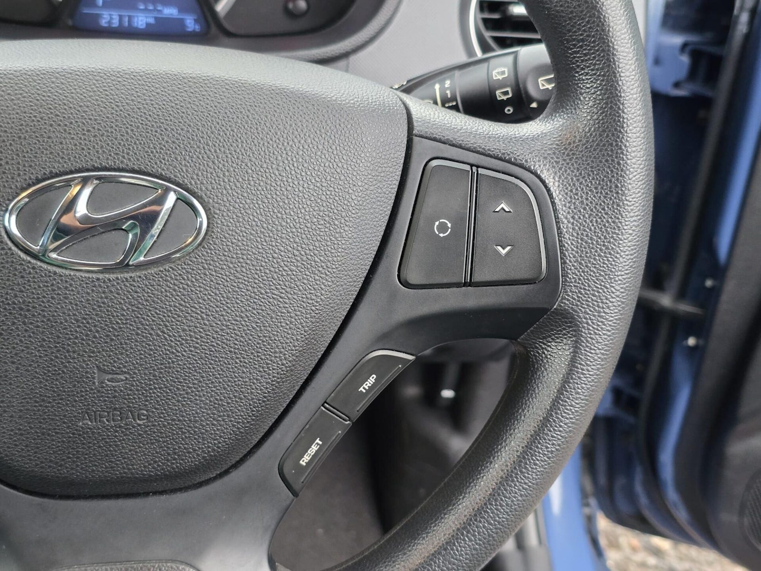 Used Hyundai i10 2018 for sale - 77319386: Photo 28