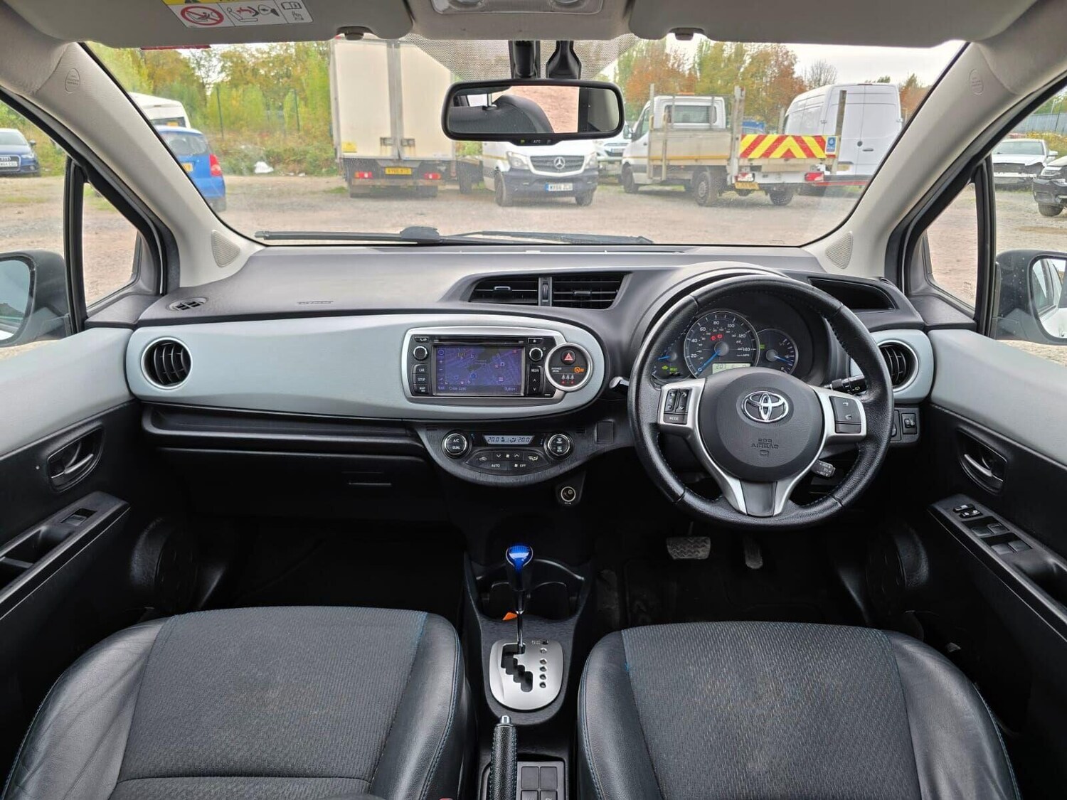 Used Toyota Yaris 2014 for sale - 76224510: Photo 14