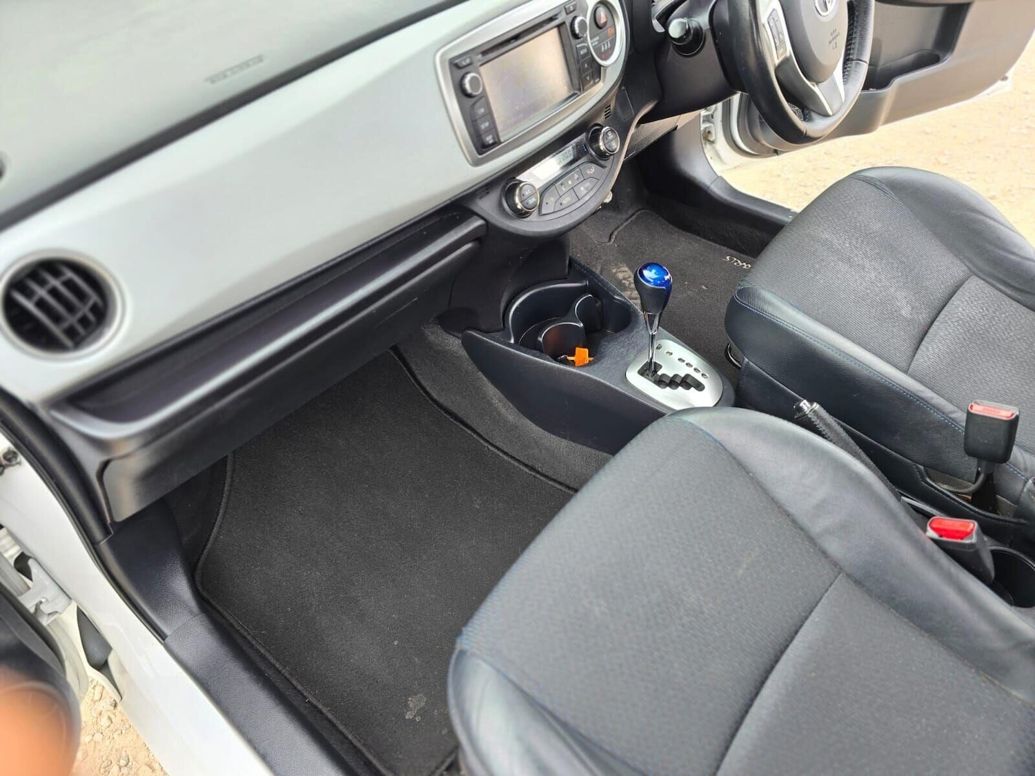 Used Toyota Yaris 2014 for sale - 76224510: Photo 15