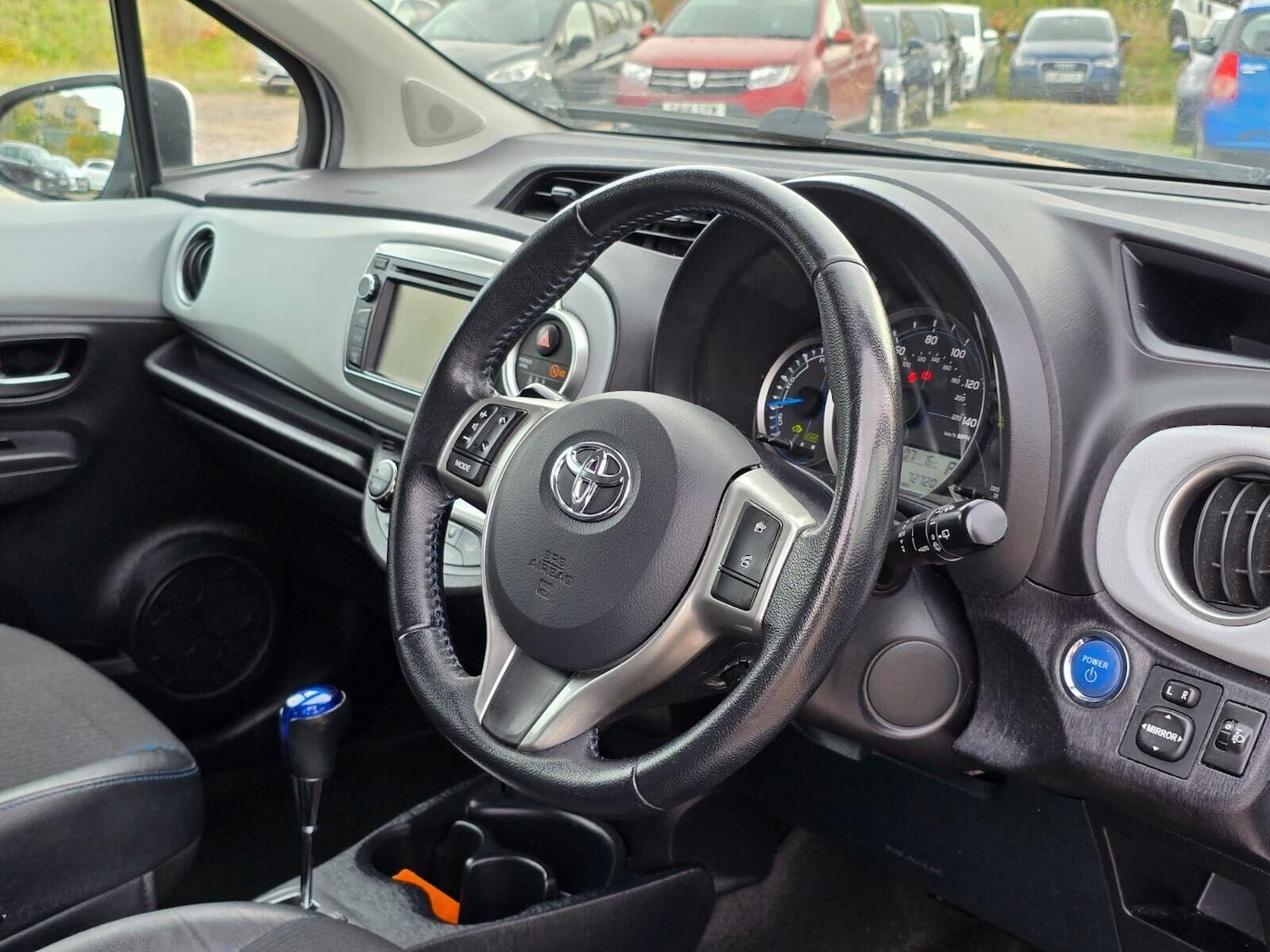 Used Toyota Yaris 2014 for sale - 76224510: Photo 17