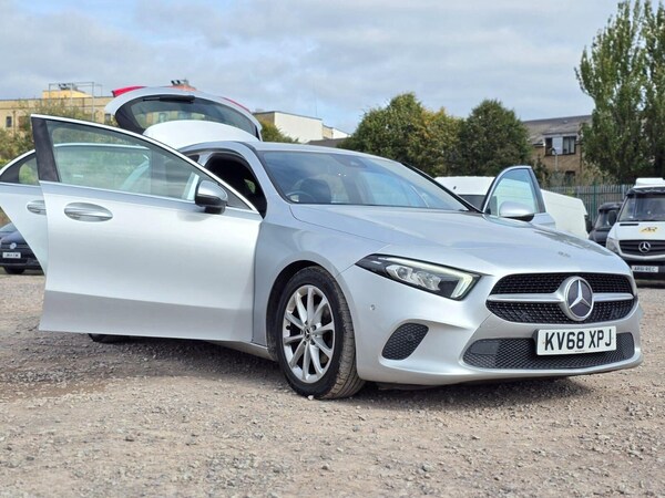Used Mercedes-Benz A-Class 2018 for sale - 75987390: Photo 6