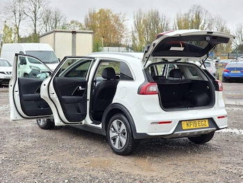 Used Kia Niro 2019 for sale - 76553793: Photo