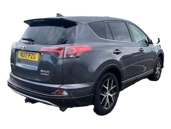 Used Toyota RAV4 2017 for sale - 78655891: Photo