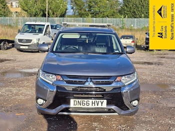 Used Mitsubishi Outlander 2016 for sale - 75821042: Photo