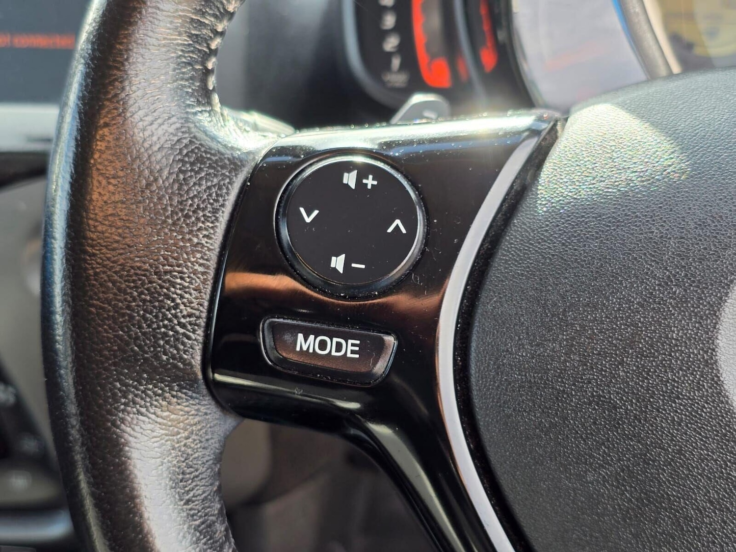 Used Toyota AYGO 2019 for sale - 75910295: Photo 27