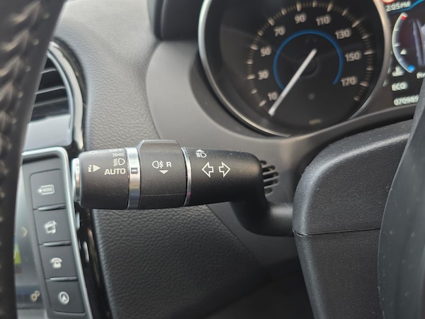 Used Jaguar XE 2017 for sale - 75426796: Photo 34