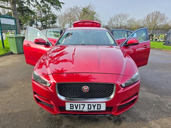 Used Jaguar XE 2017 for sale - 75426796: Photo 7