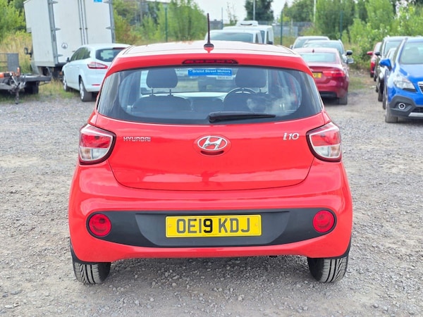 Used Hyundai i10 2019 for sale - 75303617: Photo 11