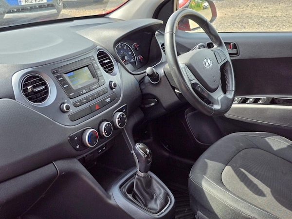 Used Hyundai i10 2019 for sale - 75303617: Photo 18