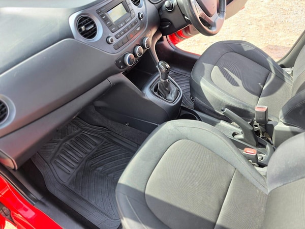 Used Hyundai i10 2019 for sale - 75303617: Photo 19