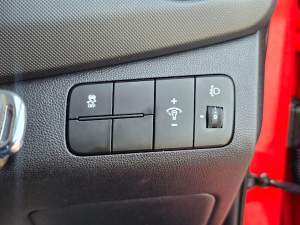 Used Hyundai i10 2019 for sale - 75303617: Photo 22