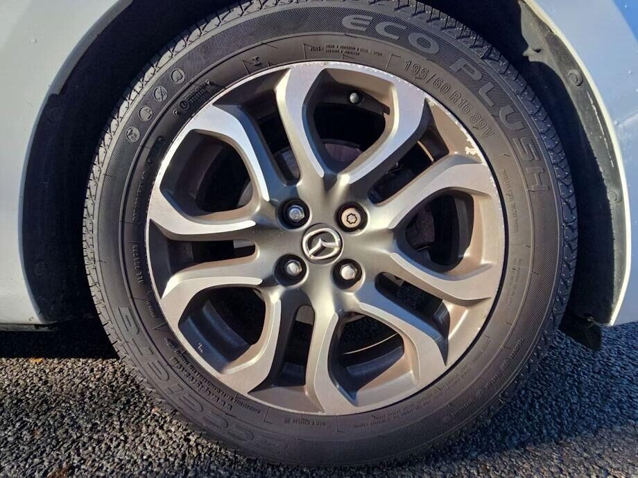 Used Mazda Mazda2 2015 for sale - 76391340: Photo 10