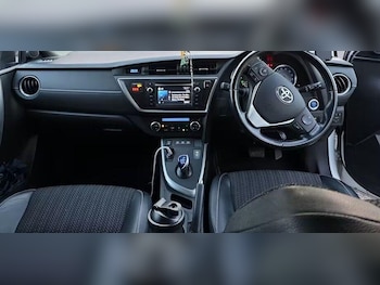 Used Toyota Auris 2014 for sale - 78633117: Photo