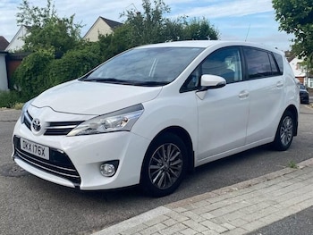 Used Toyota Verso 2016 for sale - 75529299: Photo
