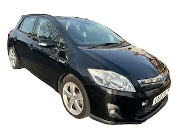 Toyota Auris feature image