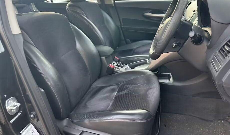 Used Toyota Auris 2010 for sale - 77983660: Photo 29