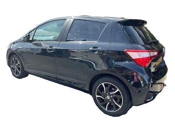 Used Toyota Yaris 2018 for sale - 78267088: Photo