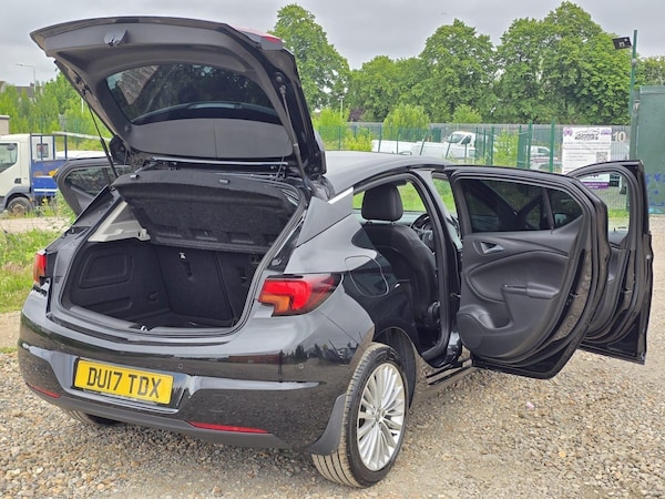 Used Vauxhall Astra 2017 for sale - 75054155: Photo 17
