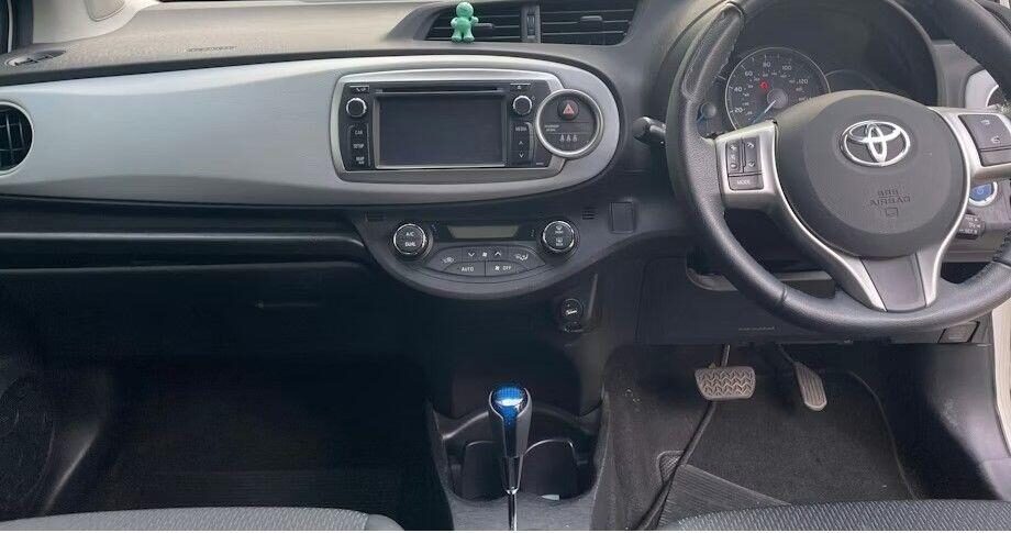 Used Toyota Yaris 2014 for sale - 76569399: Photo 6