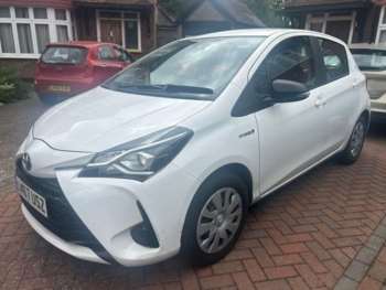 Used Toyota Yaris 2017 for sale - 75092042: Photo