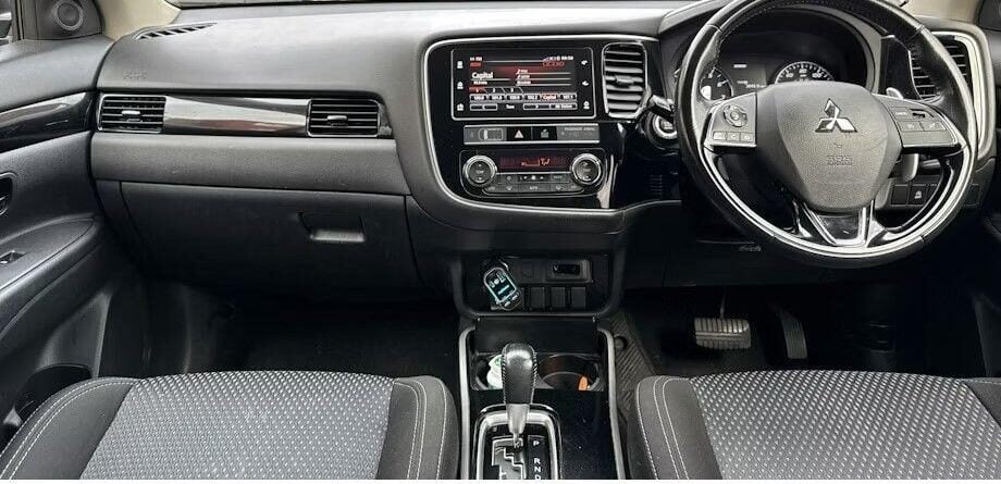 Used Mitsubishi Outlander 2019 for sale - 76637335: Photo 8