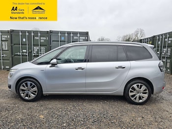 Used Citroen Grand C4 Picasso 2015 for sale - 79184465: Photo