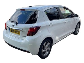 Used Toyota Yaris 2016 for sale - 78353057: Photo