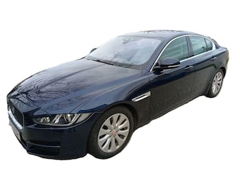 Used Jaguar XE 2016 for sale - 78029607: Photo