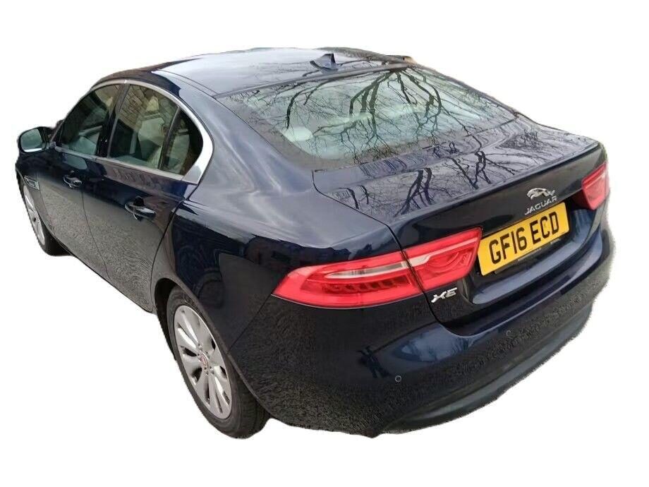 Used Jaguar XE 2016 for sale - 78029607: Photo 3