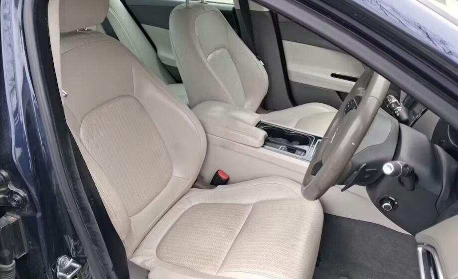 Used Jaguar XE 2016 for sale - 78029607: Photo 6