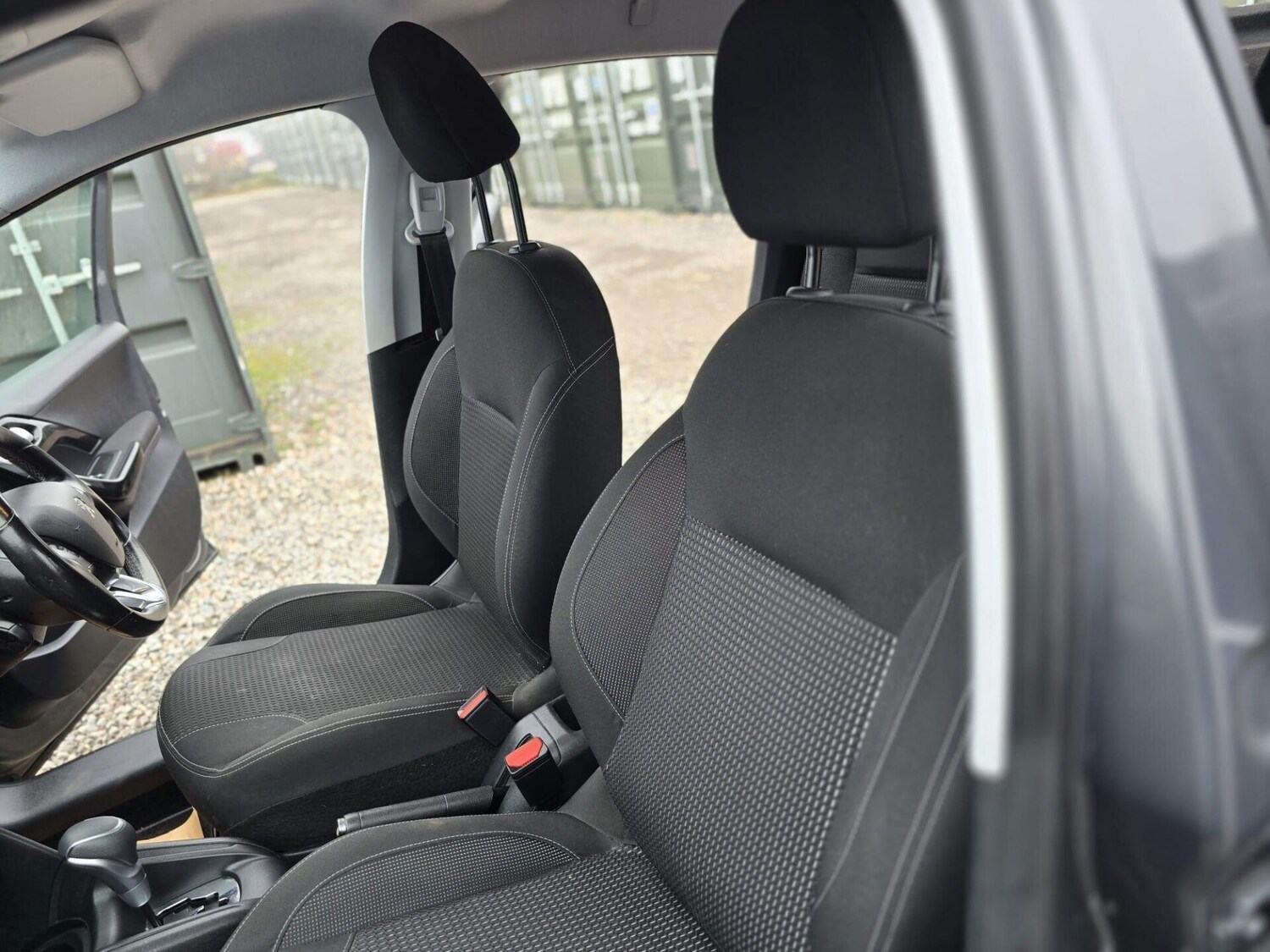 Used Peugeot 208 2016 for sale - 77571201: Photo 37