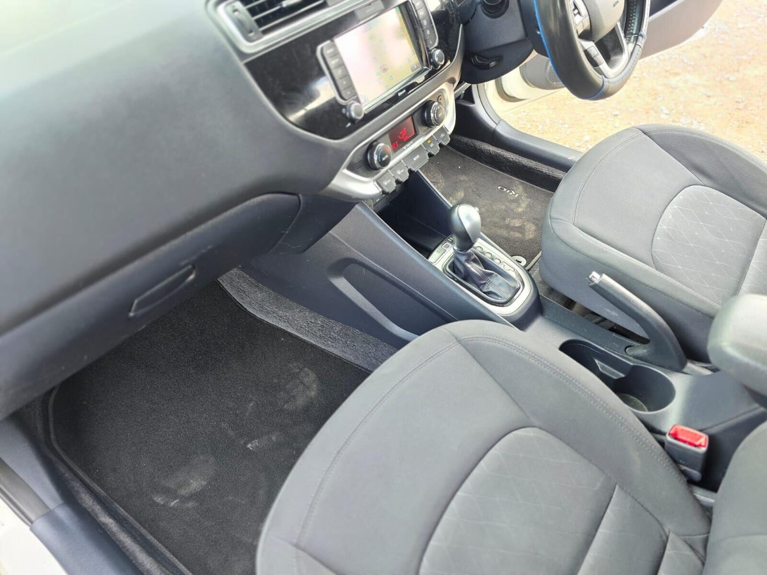 Used Kia Rio 2016 for sale - 76098579: Photo 18