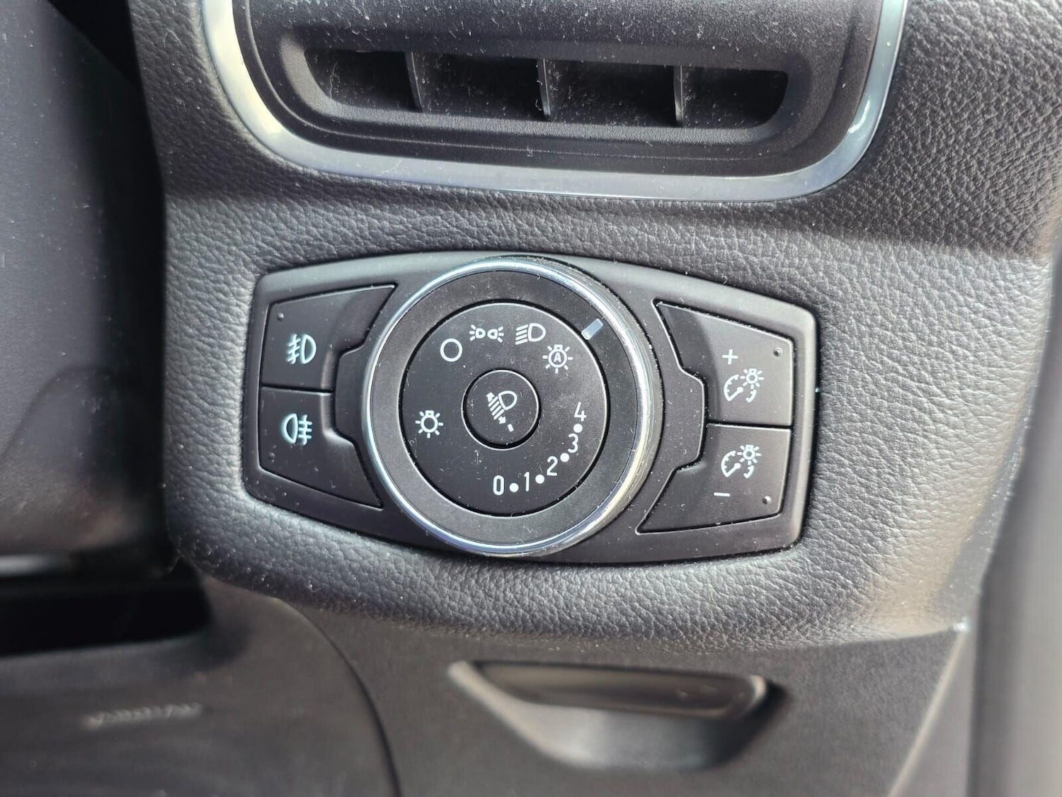 Used Ford B-MAX 2013 for sale - 75856705: Photo 24