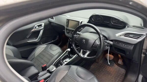 Used Peugeot 2008 2014 for sale - 76185946: Photo 5