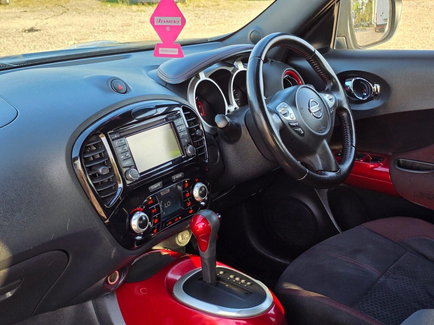 Used Nissan Juke 2015 for sale - 76163862: Photo 25