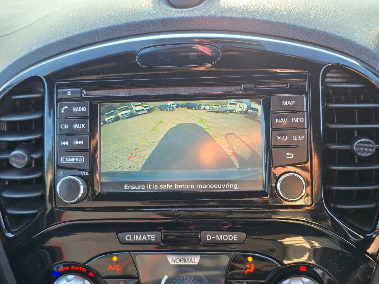 Used Nissan Juke 2015 for sale - 76163862: Photo 35