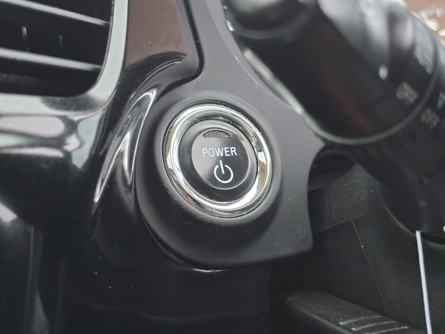 Used Mitsubishi Outlander 2014 for sale - 76040308: Photo 30