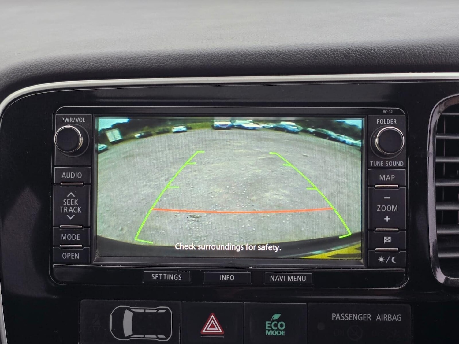 Used Mitsubishi Outlander 2014 for sale - 76040308: Photo 35