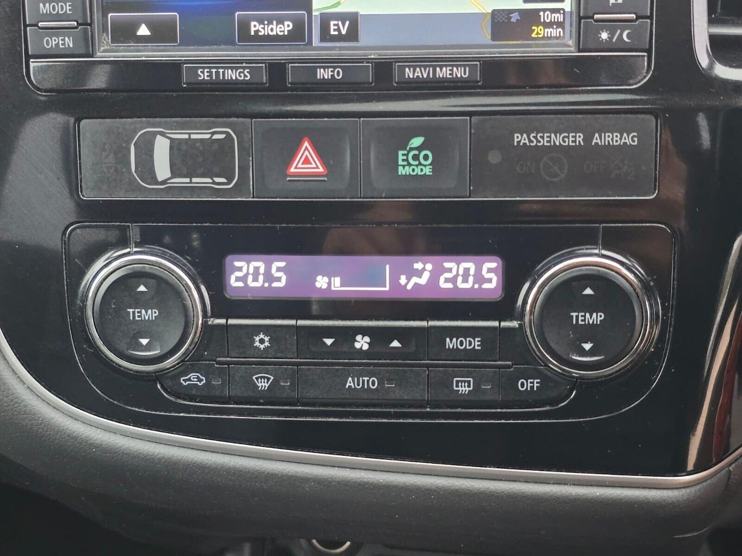 Used Mitsubishi Outlander 2014 for sale - 76040308: Photo 36