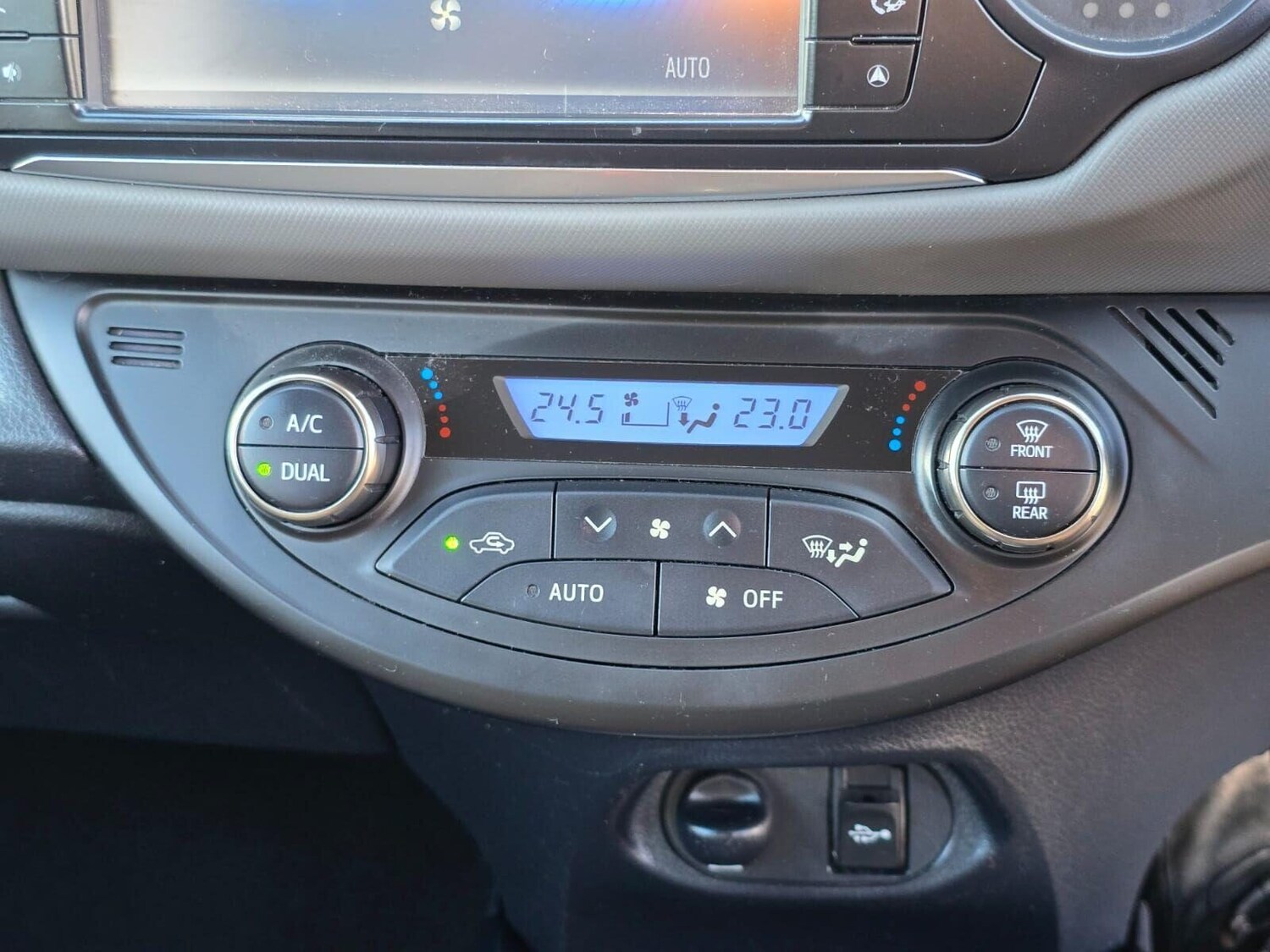 Used Toyota Yaris 2016 for sale - 76185954: Photo 30