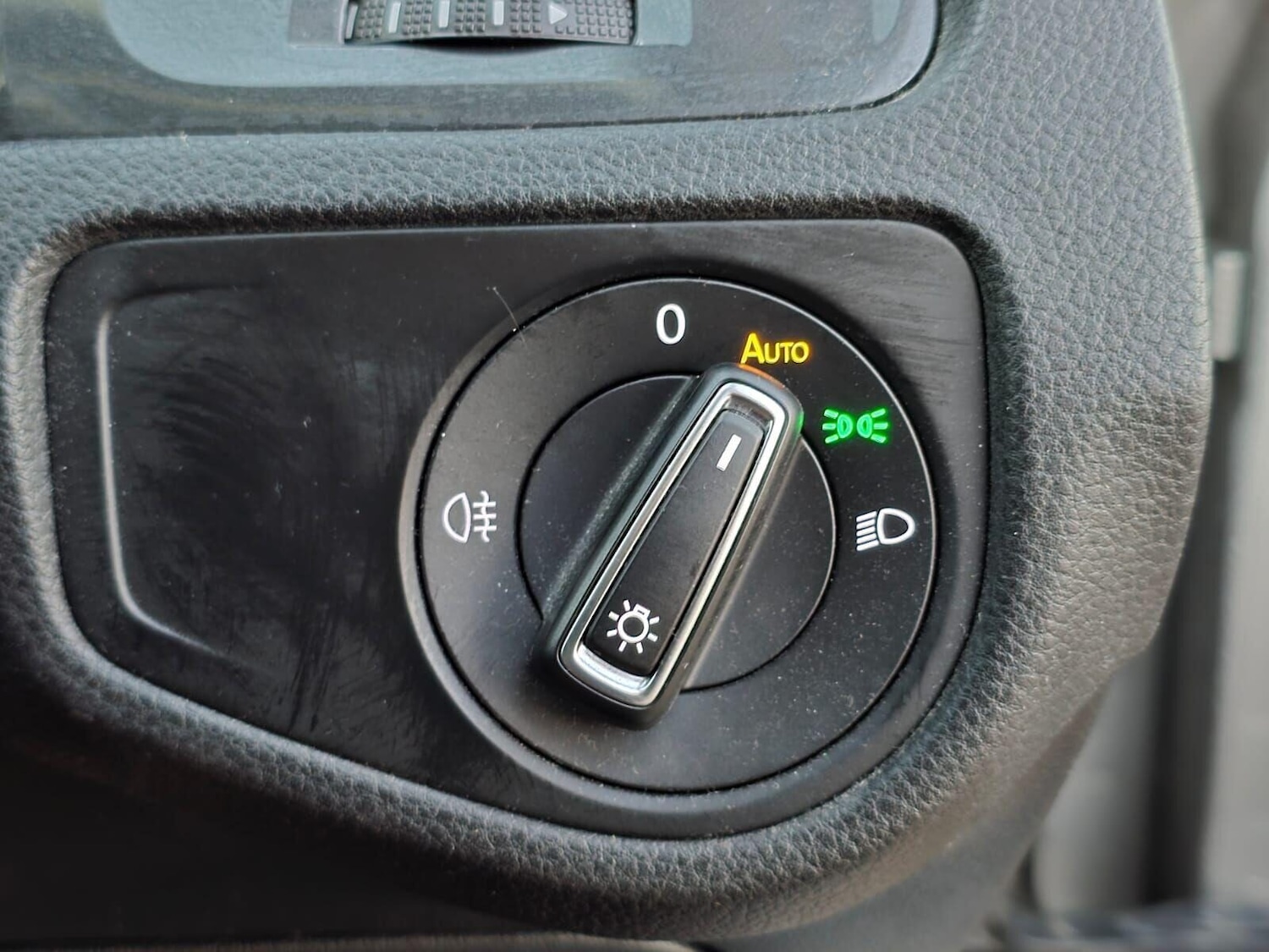 Used Volkswagen Golf 2018 for sale - 76637331: Photo 29