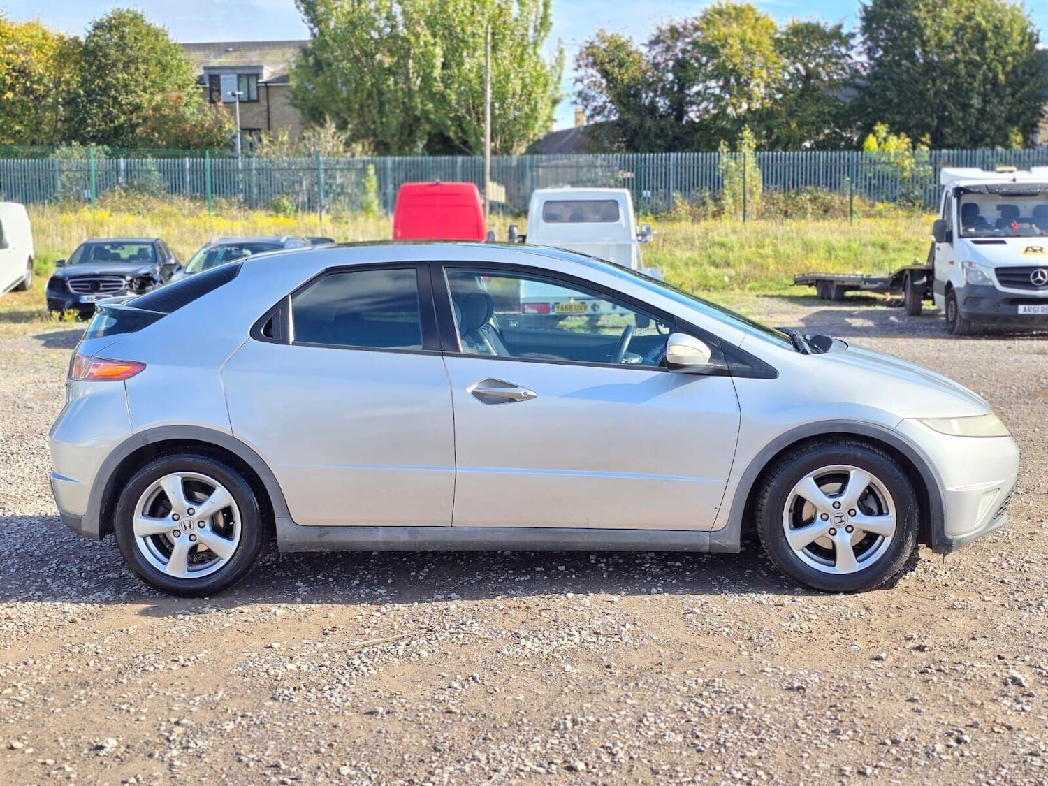 Used Honda Civic 2007 for sale - 76352345: Photo 13