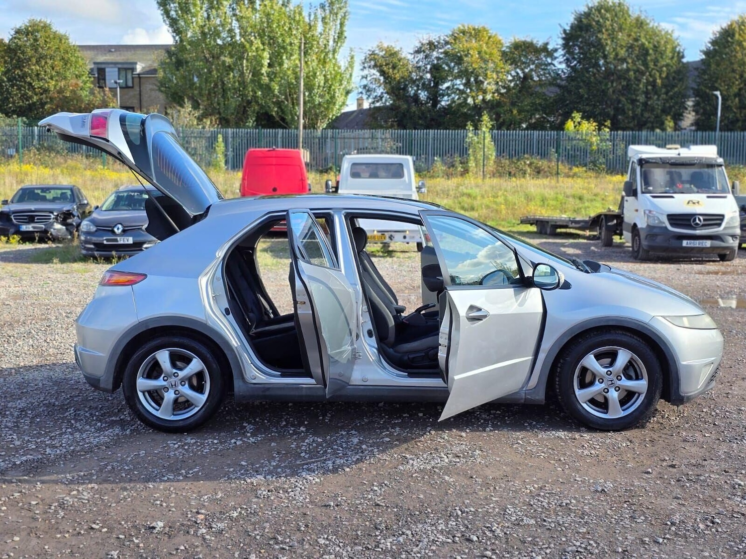 Used Honda Civic 2007 for sale - 76352345: Photo 14