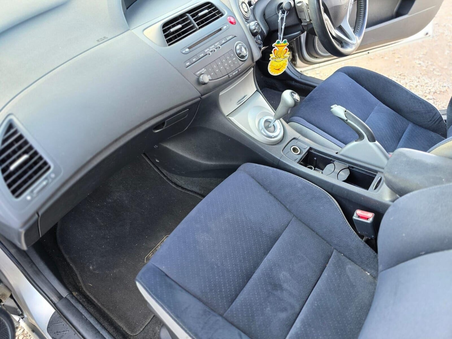 Used Honda Civic 2007 for sale - 76352345: Photo 18