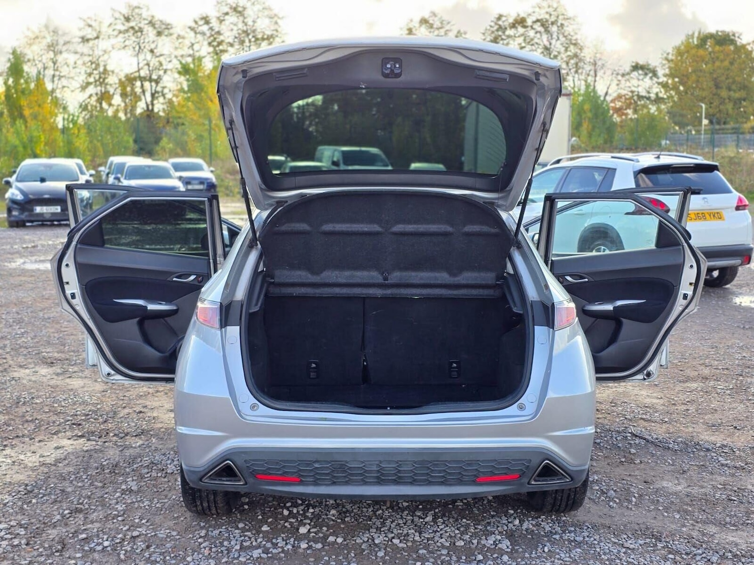 Used Honda Civic 2007 for sale - 76352345: Photo 31