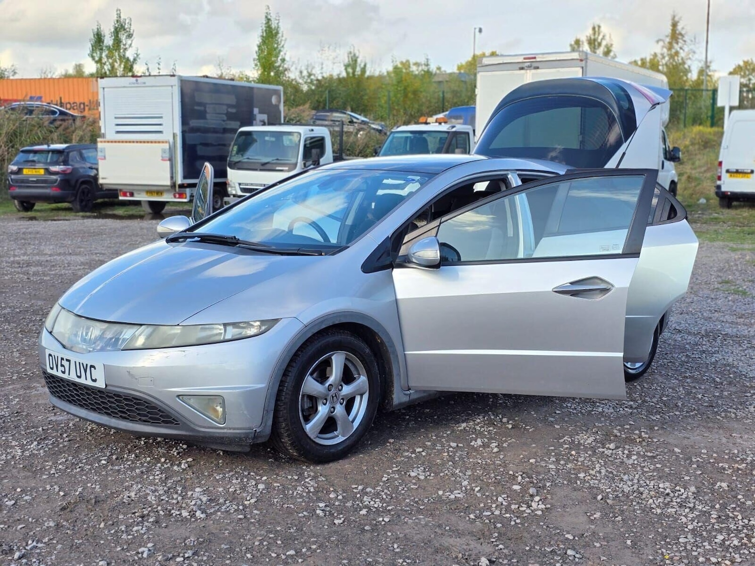 Used Honda Civic 2007 for sale - 76352345: Photo 8