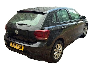 Used Volkswagen Polo 2018 for sale - 78633123: Photo